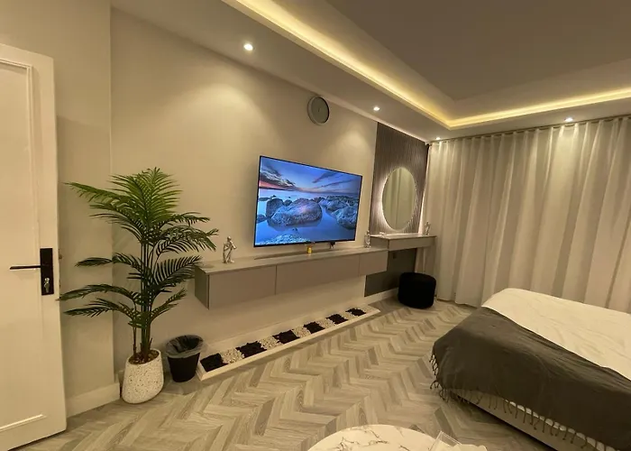أستديو Studio Hiten